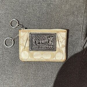 Coach Signature Vintage Poppy chain Wallet